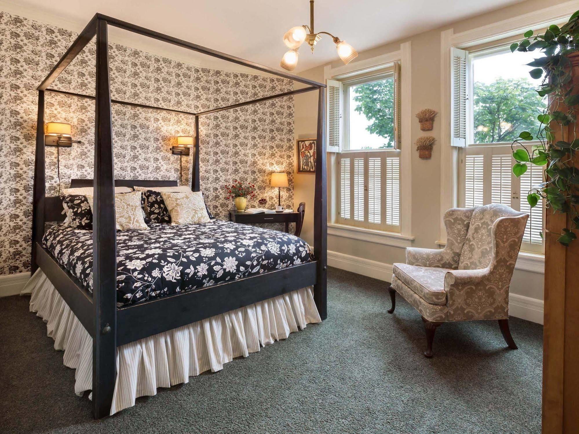 Washington House Inn Cedarburg Extérieur photo