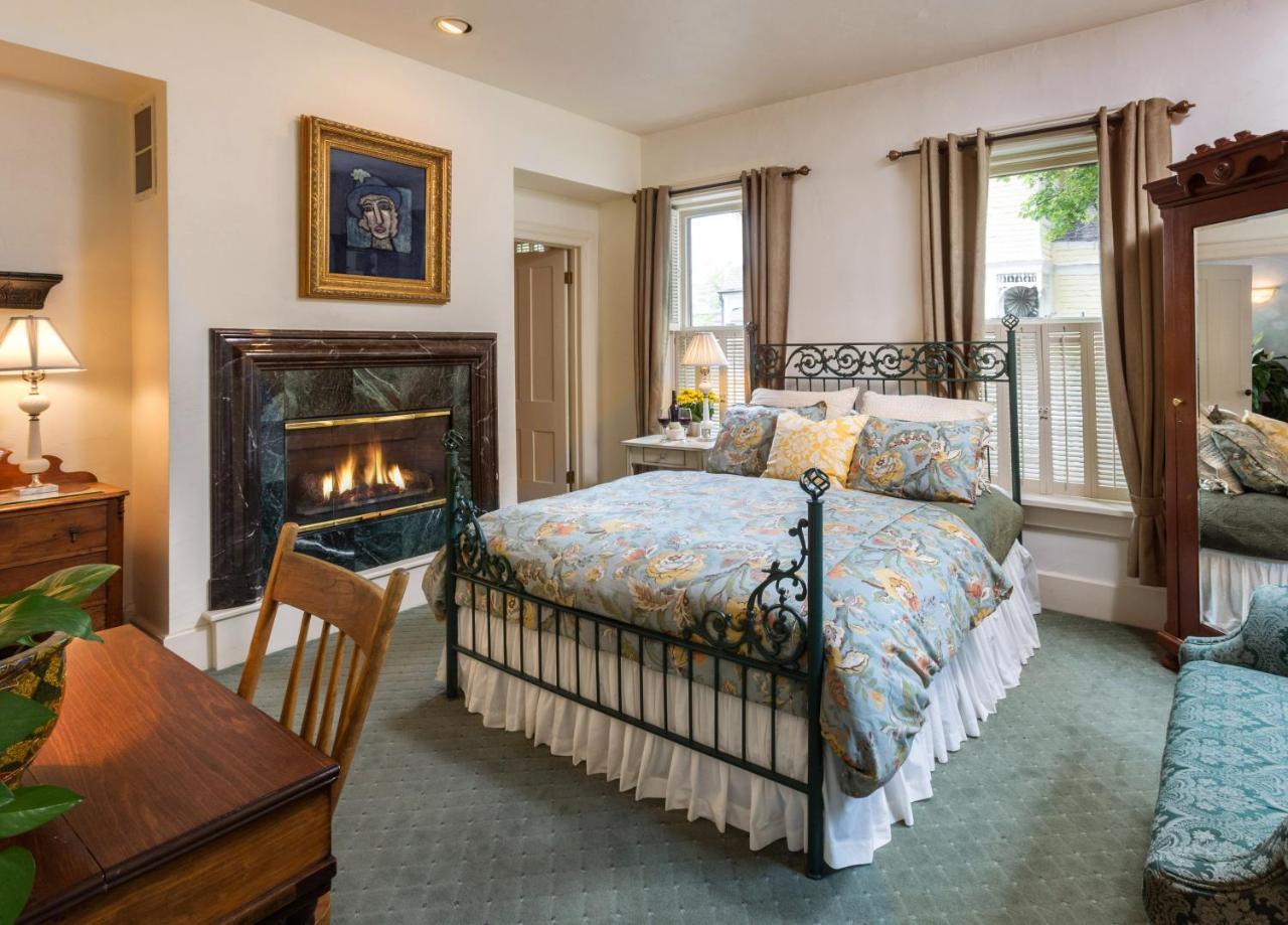 Washington House Inn Cedarburg Extérieur photo